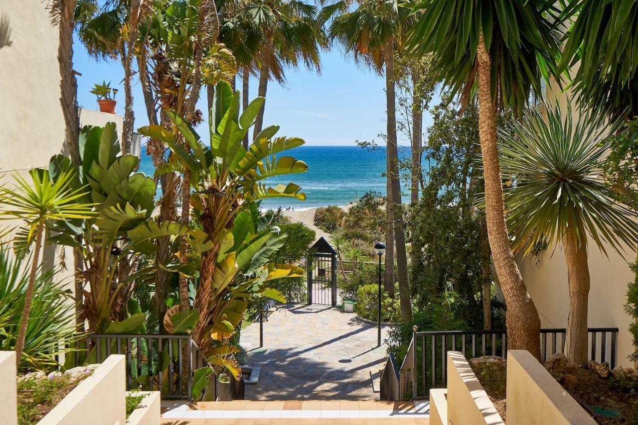 OleHolidays 226 Romana Playa primera línea de mar Marbella Exterior foto