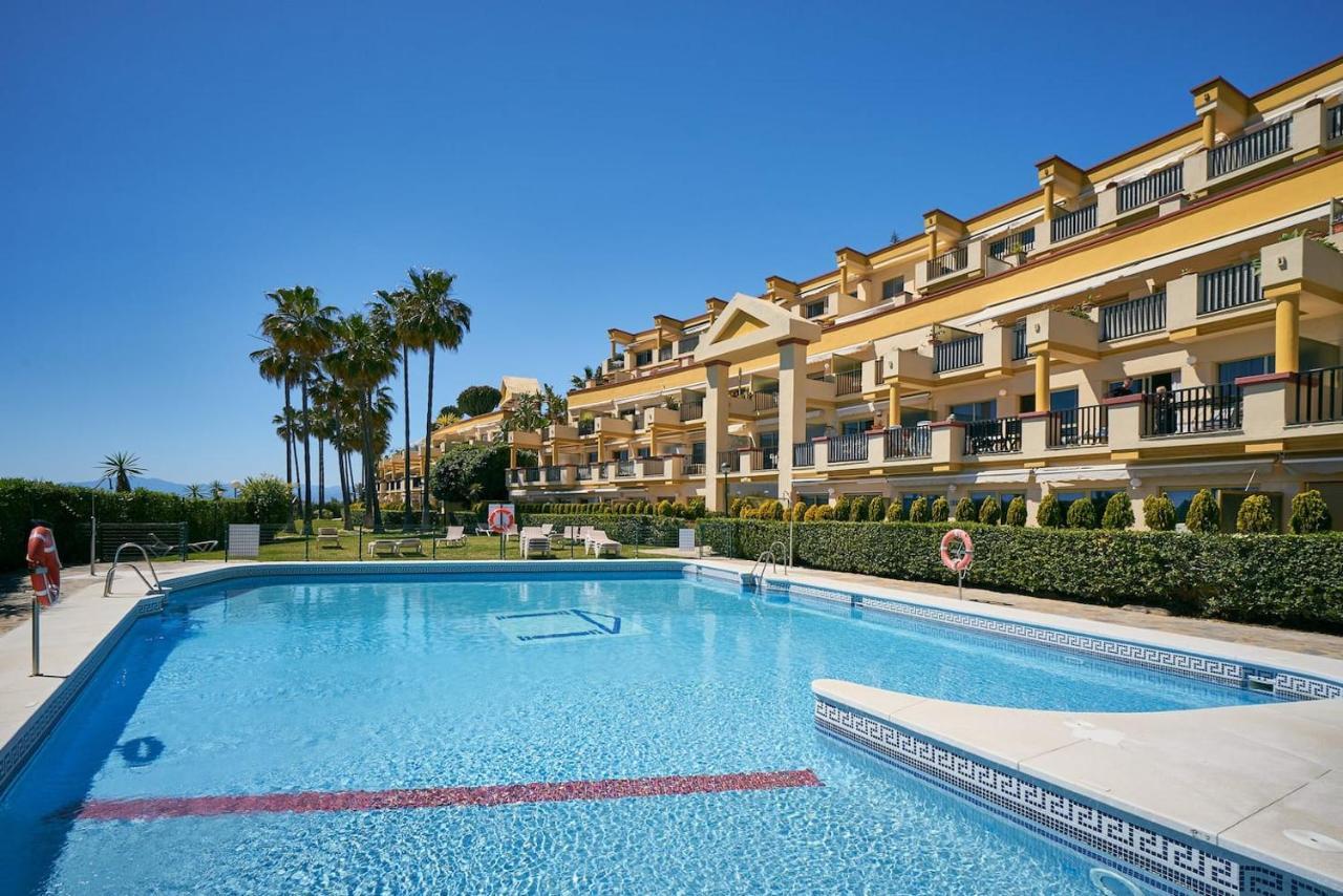 OleHolidays 226 Romana Playa primera línea de mar Marbella Exterior foto