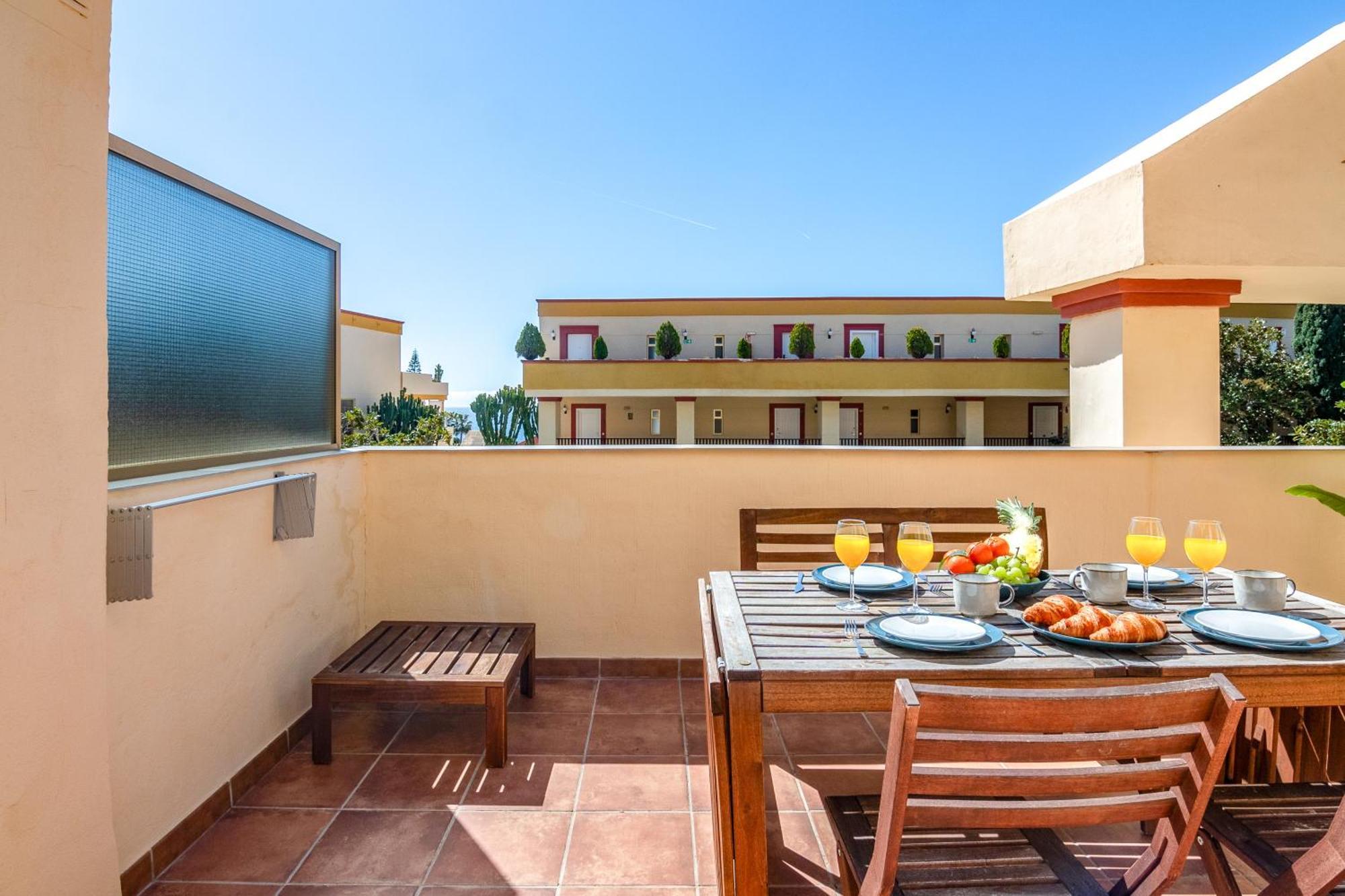 OleHolidays 226 Romana Playa primera línea de mar Marbella Exterior foto