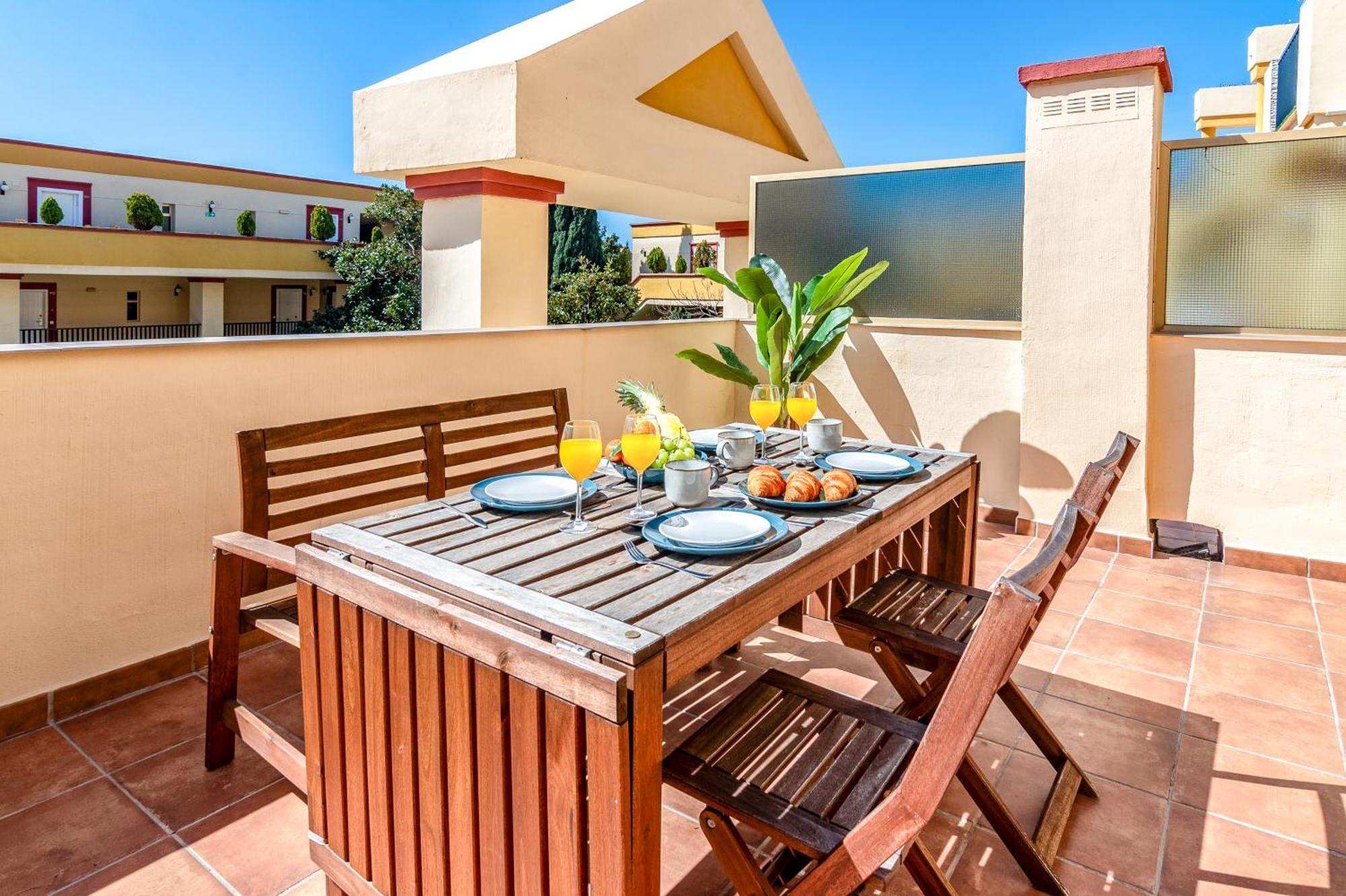 OleHolidays 226 Romana Playa primera línea de mar Marbella Exterior foto
